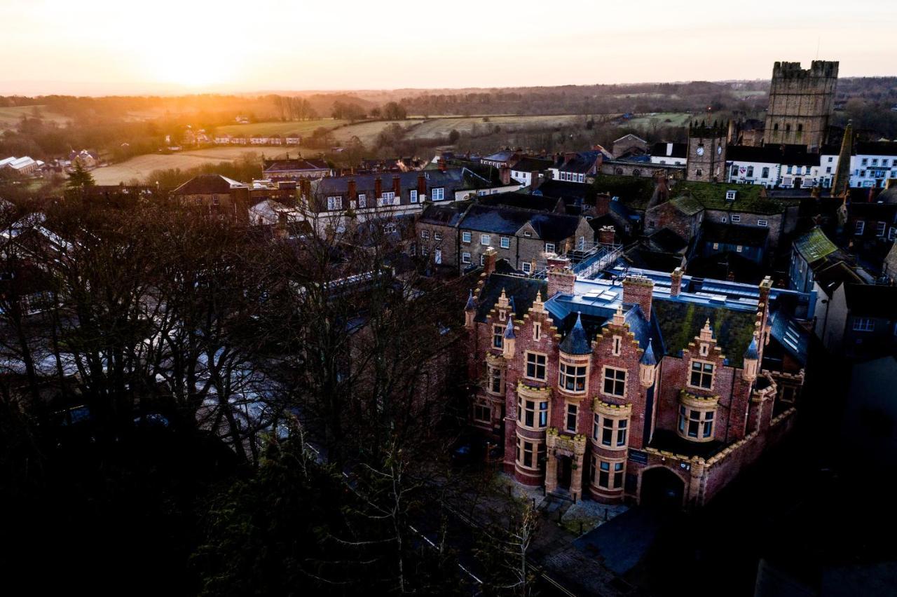 The Fleece Hotel Richmond リッチモンド エクステリア 写真